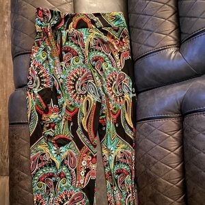 New York & Co Paisley print 2 piece set